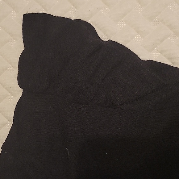 Sadie & Sage Black Peplum Tee - Size M - Picture 3 of 4